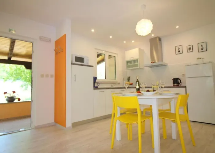 Nyaraló Lavanda 1 By Interhome *